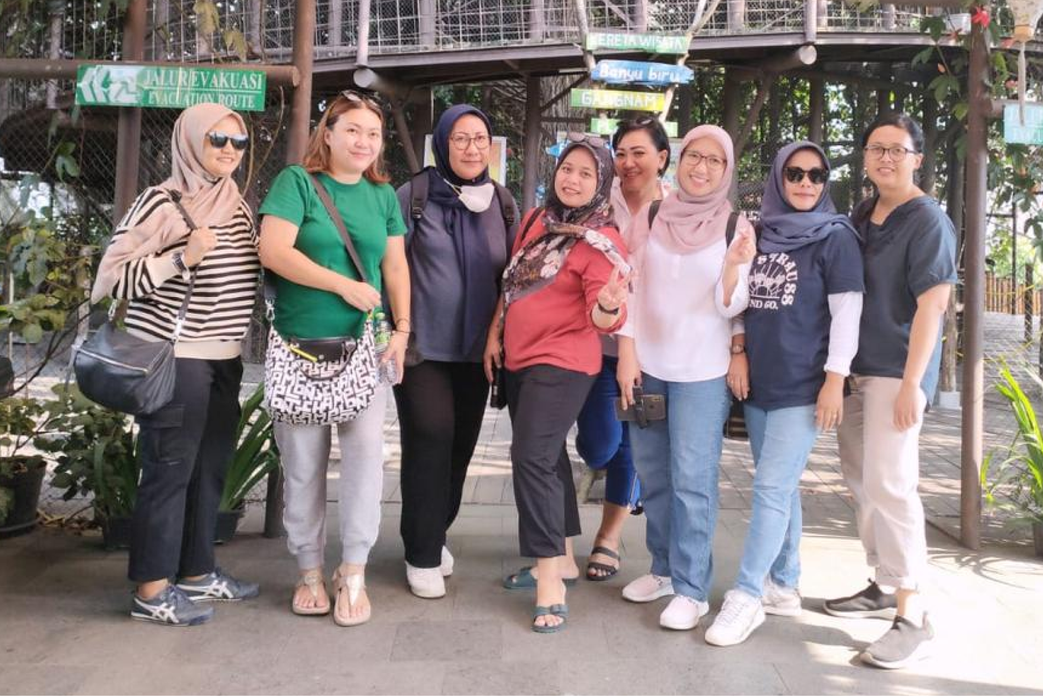 Qualitative Field Team